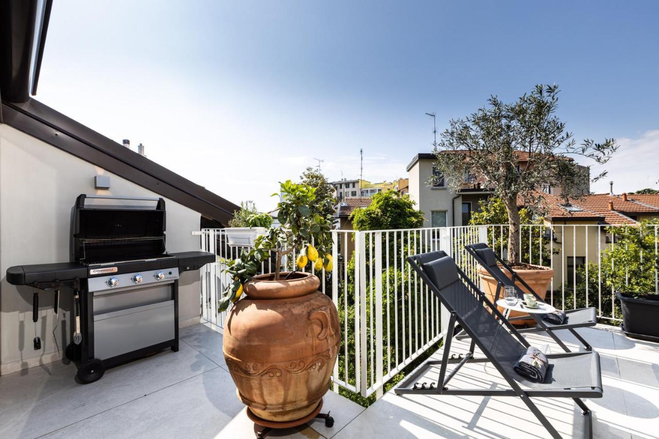 *Villa Olivo*with private terrace&Jacuzzi + 3bedrooms Milaan Buitenkant foto